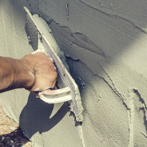 Exemplo de aplicação de argamassa isolante numa parede